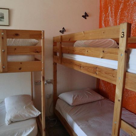 777 Beach Guesthouse Paphos Room photo